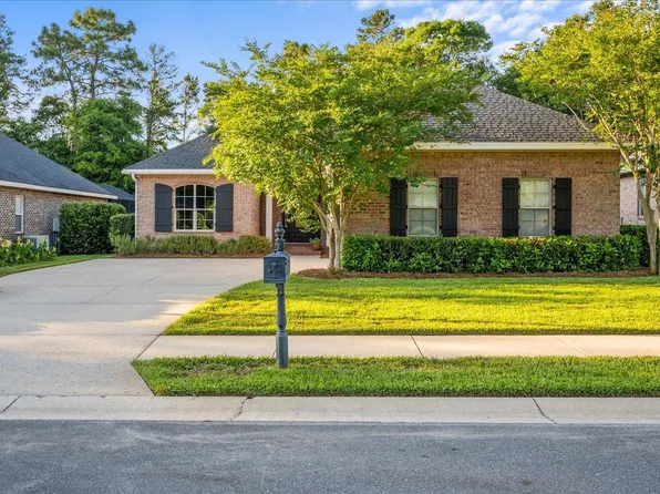 150 Black Bear Cir, Niceville, FL 32578