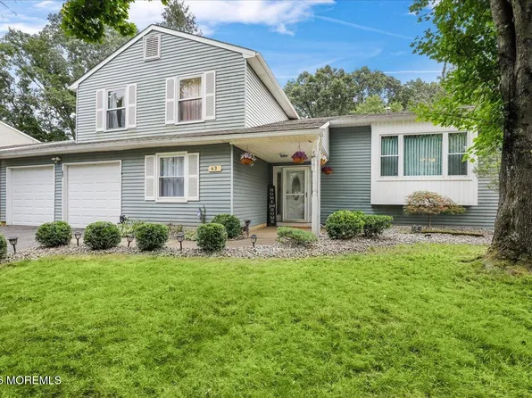 43 Glen Arden Drive, Howell, NJ 07731