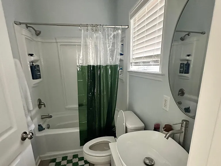 183 Romney St — Photo 19