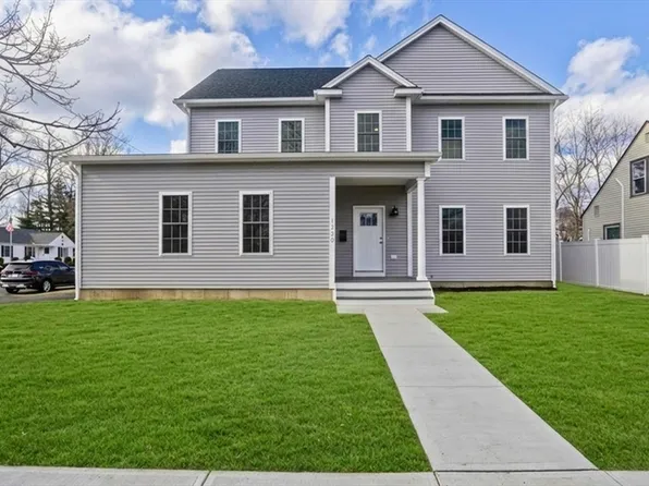 1220 Bay St, Springfield, MA 01109