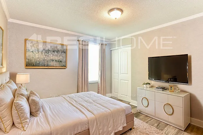 421 Stockade Dr — Photo 9