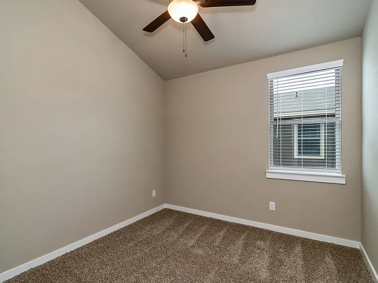 611 Harvest Moon Dr — Photo 11