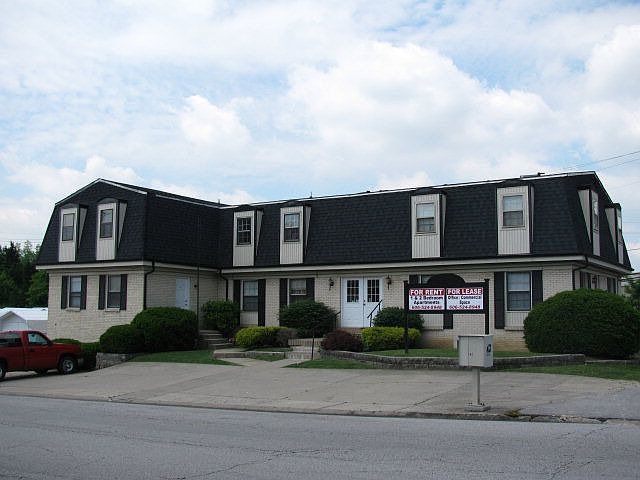 1st image of 221 S Porter Dr