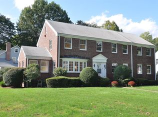 564 Ridgewood Ave, Glen Ridge, NJ 07028