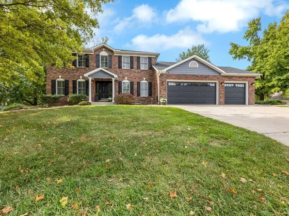 28 Sierra Dr, Glen Carbon, IL 62034