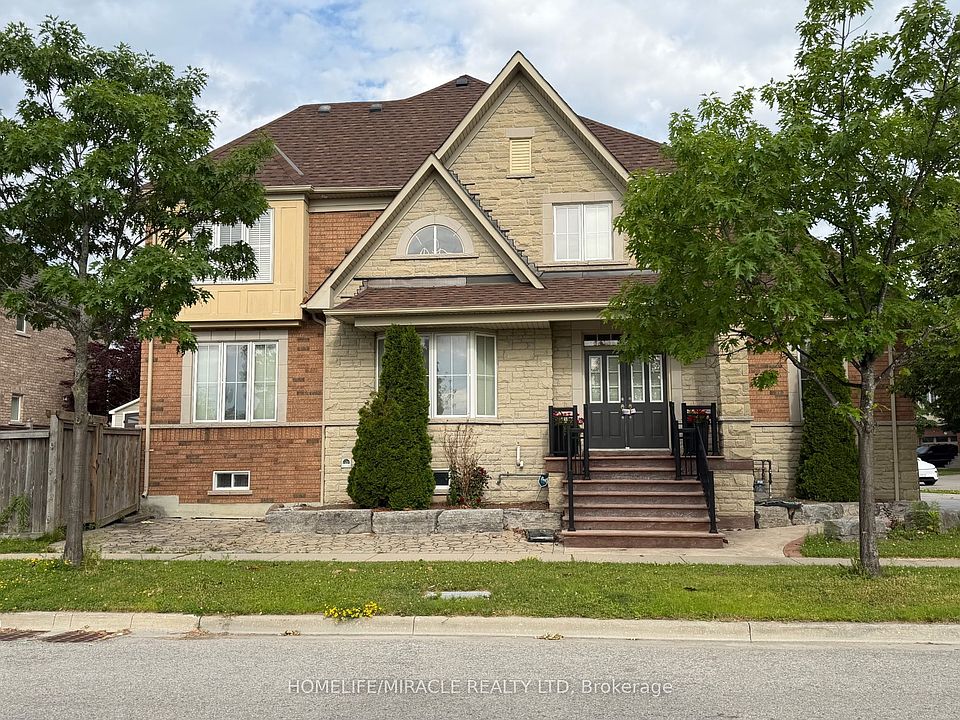 2nd image of 18 Portelli Cres