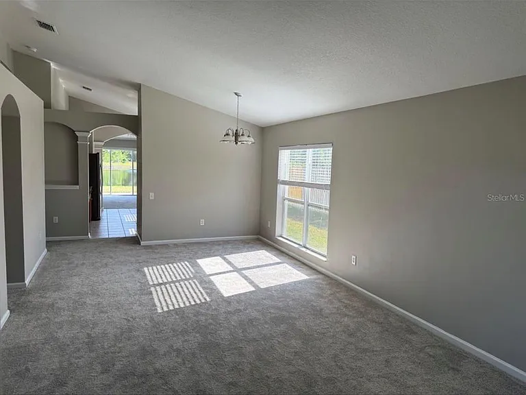 31115 Hannigan Pl — Photo 2