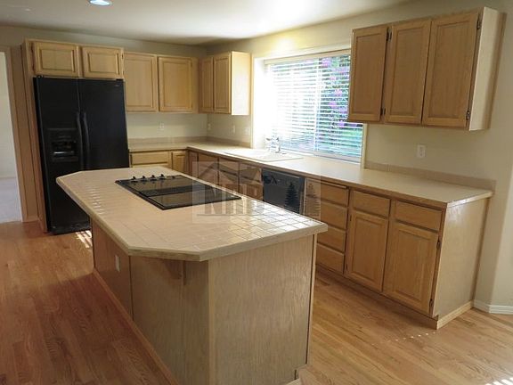5th image of 1510 34th Street Ct NW