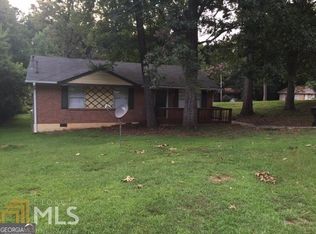 8225 Attleboro Dr, Jonesboro, GA 30238