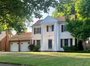 19864 Onoko Dr, Fairview Park, OH 44126