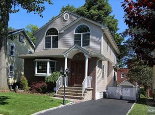 126 Niagara St, Dumont, NJ 07628