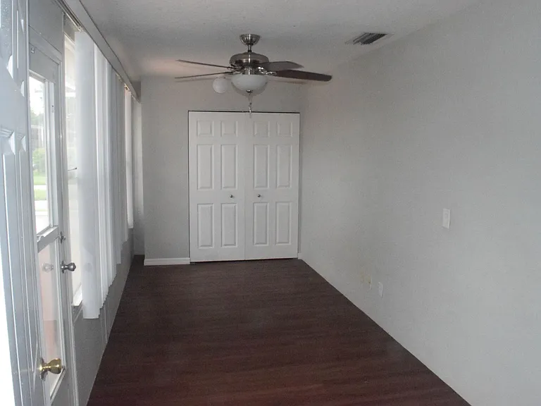 1125 Apple Ter #1125 — Photo 34