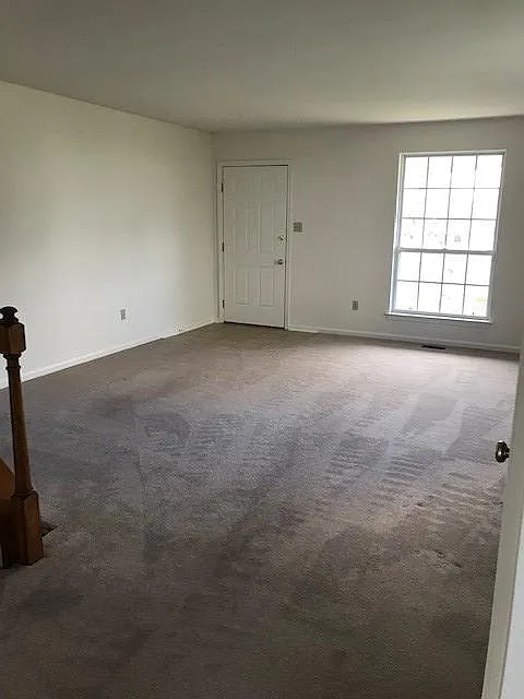Building Photo - 409 Campus Dr