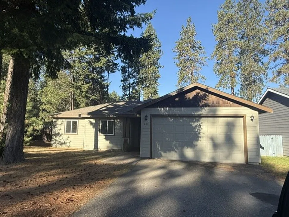 302 Denny Ave #776