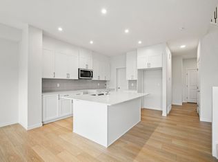 20731 24th Ave NW, Edmonton, AB T6M 2C4