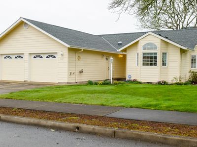 261 E 1st Ave, Estacada, OR, 97023