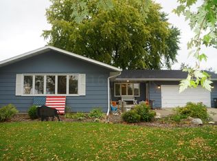 1438 3rd St N, Fargo, ND 58102