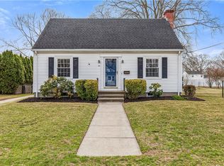 64 Lindy Ave, Riverside, RI 02915