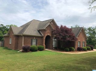 95 Crest Loop Rd, Clanton, AL 35045