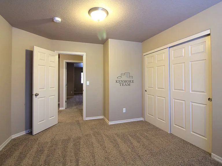 406 Lakerose Loop — Photo 8
