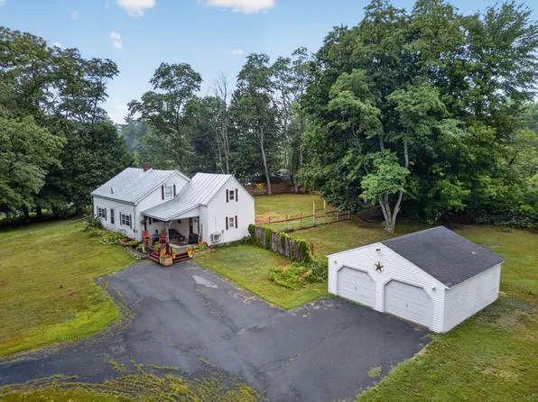486 White School House Road, Madison, ME 04950