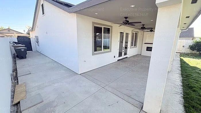 8905 Cadbury Dr — Photo 53