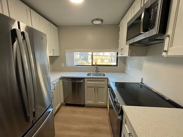 2330 Warring St #131 — Photo 10