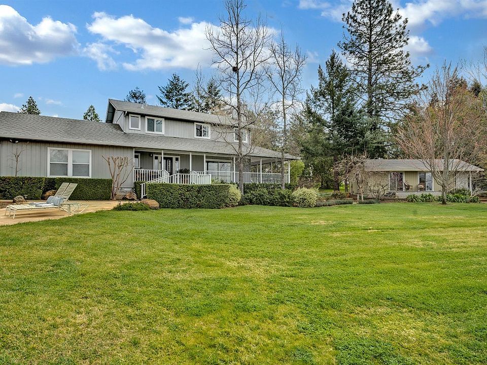 1st image of 335 Brookside Dr