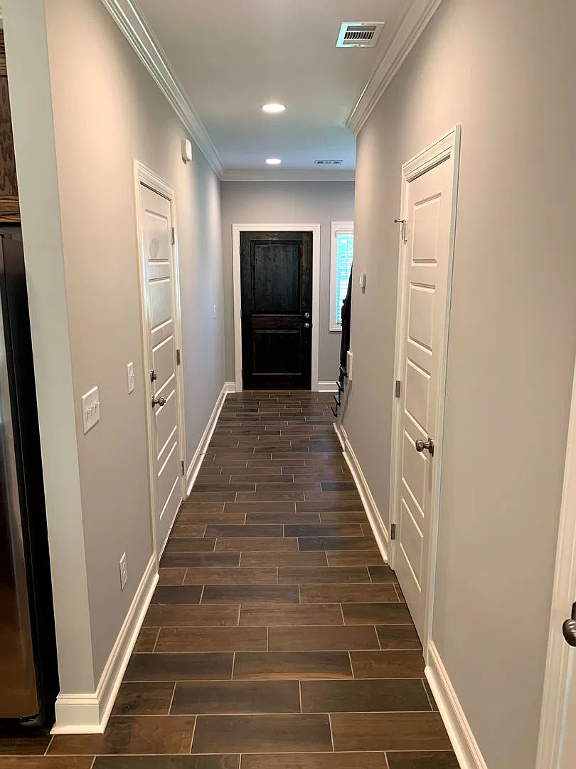 3 Bed / 2.5 Bath Triplex with Garage - Available Fall 2027! — Photo 4