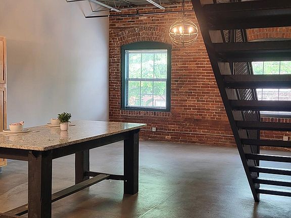 3rd image of 1445 S 18th St APT 218