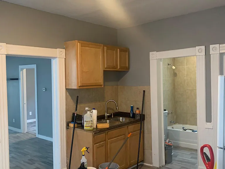 2526 W Grant St #2 — Photo 6