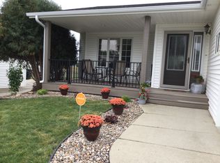 3012 Stonewall Dr, Bismarck, ND 58503