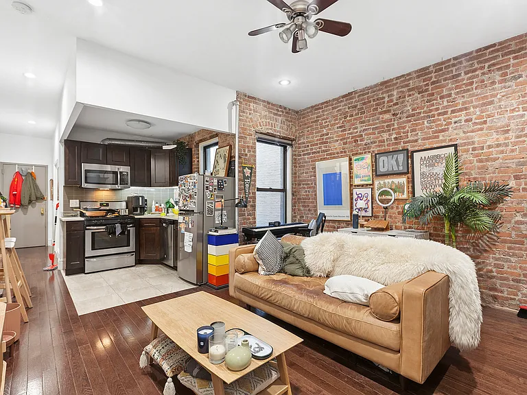 445 Rogers Ave #1LR — Photo 3