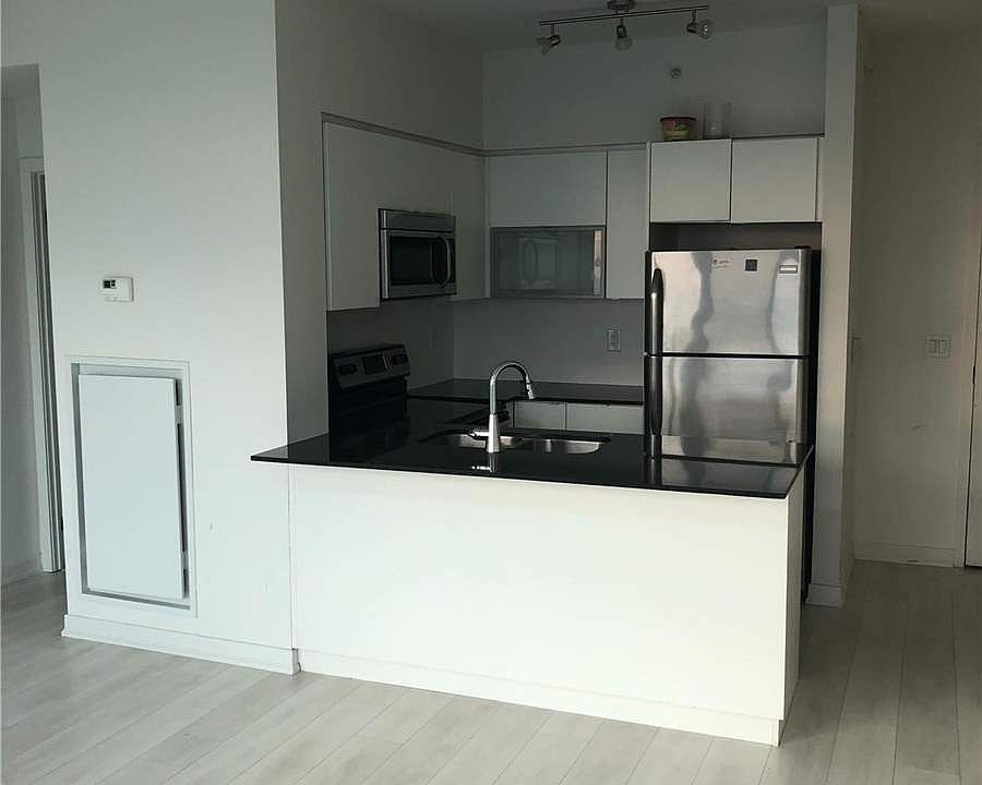 1st image of 150 E Liberty St #2412