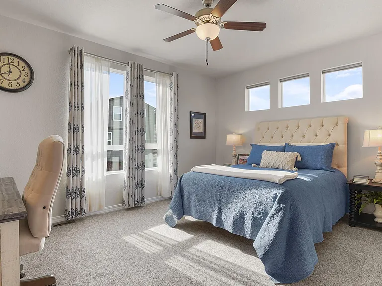 1324 Sunshine Valley Way — Photo 2