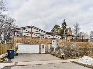 82 Van Horne Ave, Toronto, ON M2J2S9