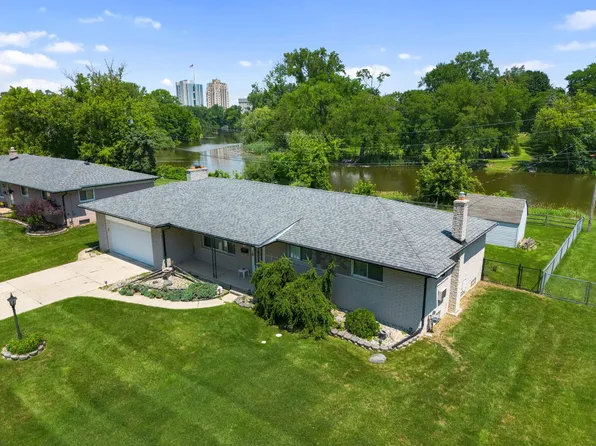 175 Clinton River Dr, Mount Clemens, MI 48043