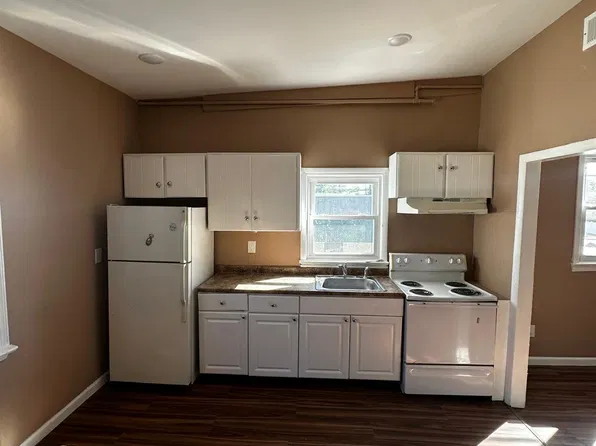 214 Main St #2F, Keansburg, NJ 07734