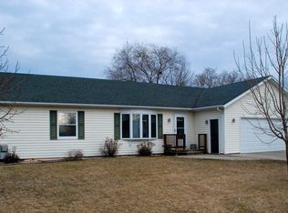 1158 Valley View Rd, Lake City, MN 55041