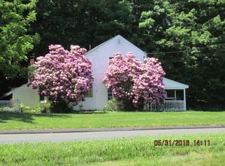 136 S Main St #2, Newtown, CT 06470