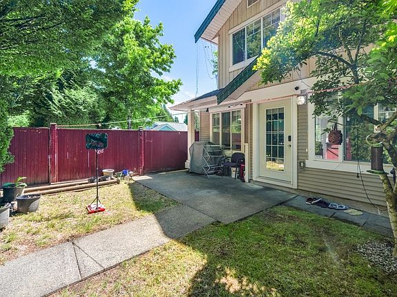 2nd image of 6747 137th St #38
