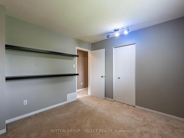 1144 Aldersbrook Rd — Photo 16