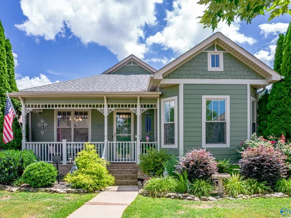 6308 Midtowne Ln NW, Huntsville, AL 35806