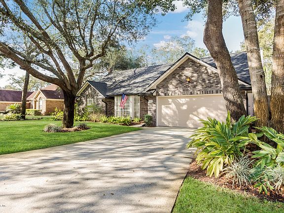 01_IMG_5831EditEdit_mls[1]