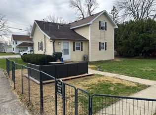211 Walnut St, Portage, OH