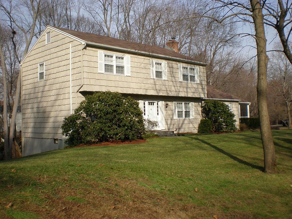 2nd image of 9 Nursery Ln