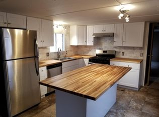 206 Luxury Ln, Reno, NV 89502