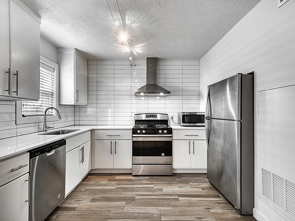 4th image of 505 Boyett St APT 3