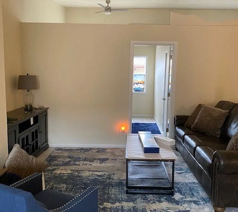 234 Railroad Ave #1