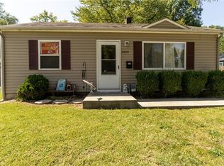 2409 NE Pursell Rd, Kansas City, MO 64118